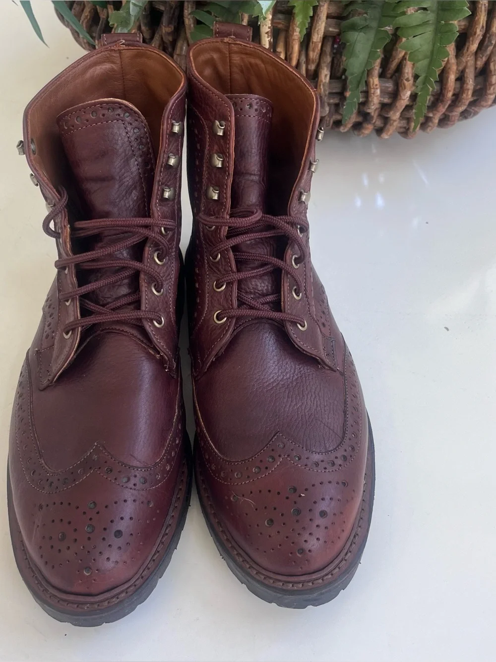 Allen Edmonds 10,5 3E LONG BRANCH Brown Leather Wingtip Ankle Dress Boots $400
